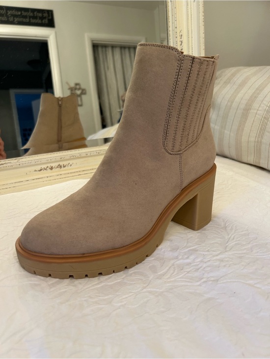 a new day Shoes - Women’s Taupe Suede Block Heel Ankle Boots